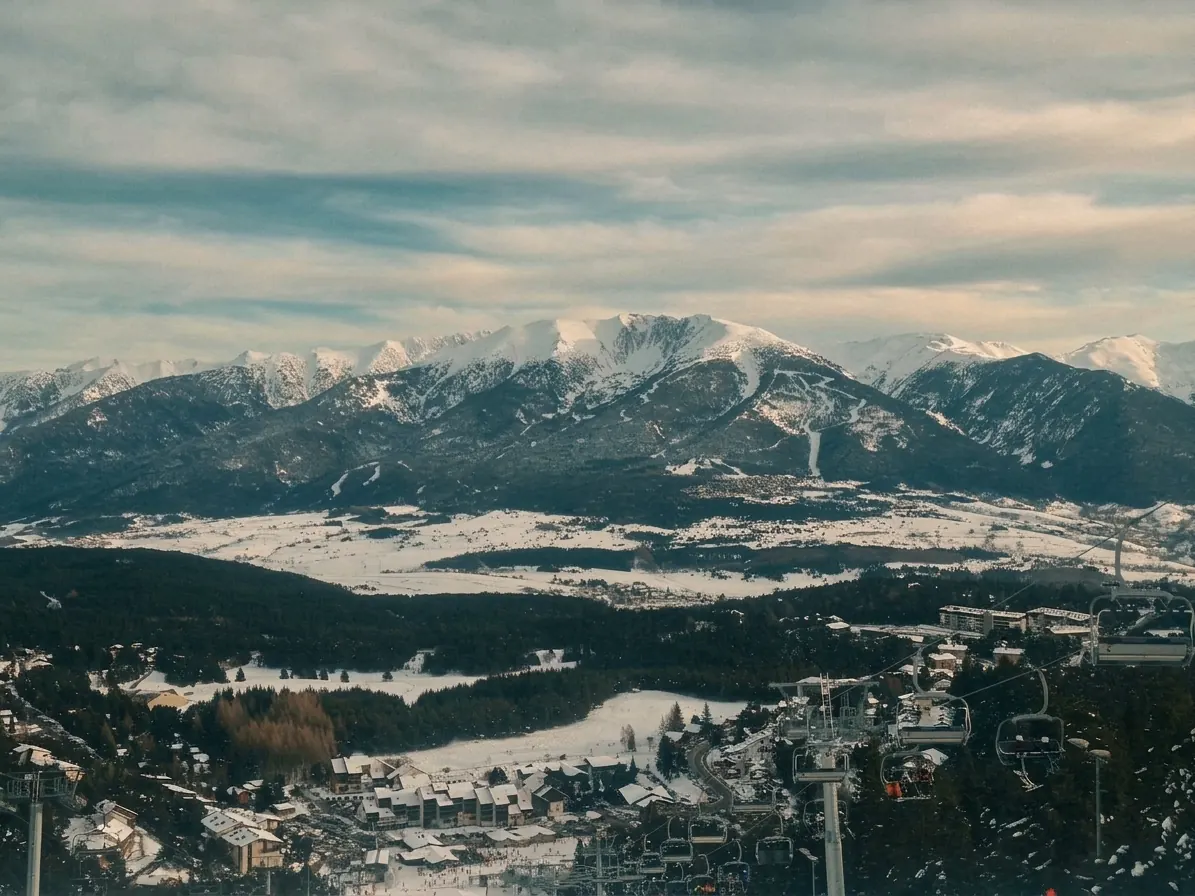 Cambre d’Aze mountain view